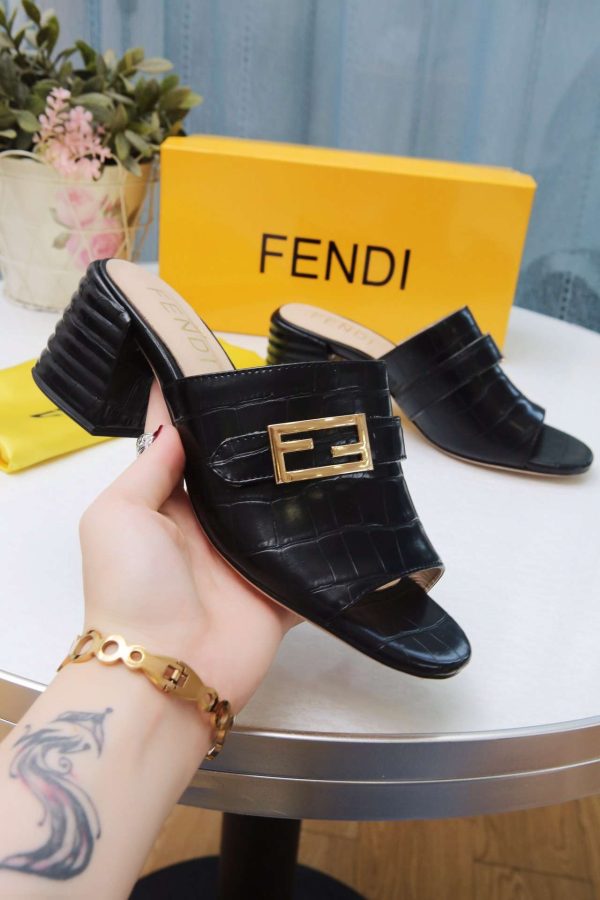 New Arrival Fendi Women Shoes F016