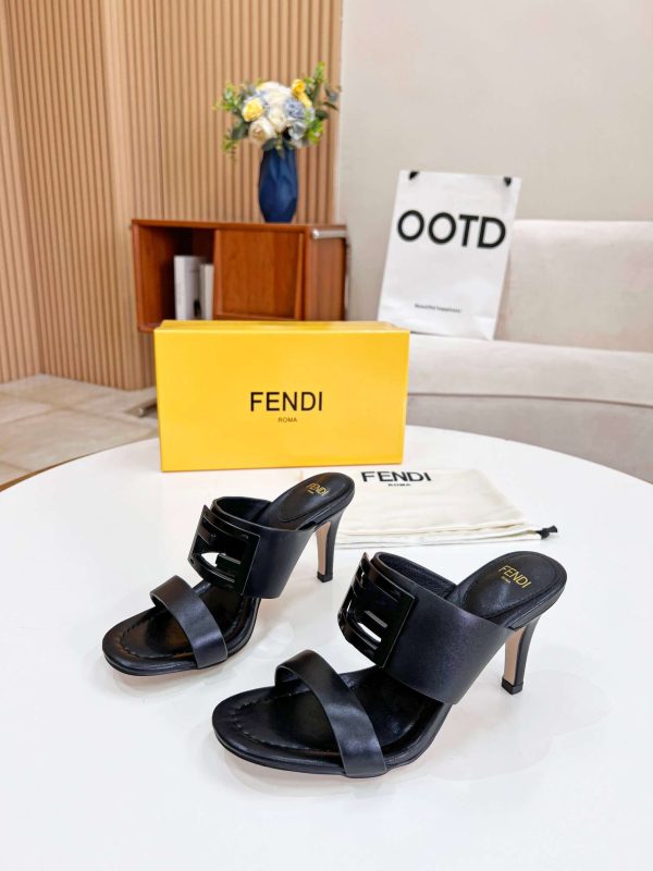 New Arrival Fendi Women Shoes F028