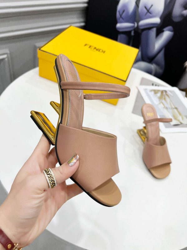 New Arrival Fendi Women Shoes F043