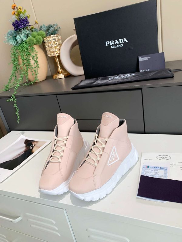 New Arrival Prada Women Shoes P033