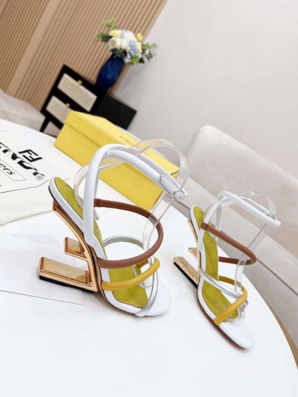 New Arrival Fendi Women Shoes F035