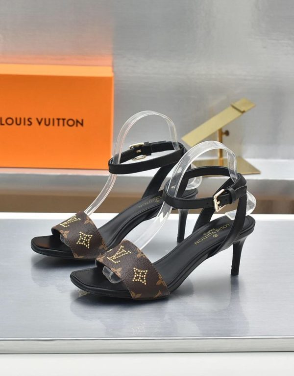 New Arrival LV Women Shoes L240