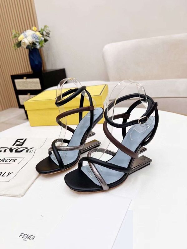 New Arrival Fendi Women Shoes F036