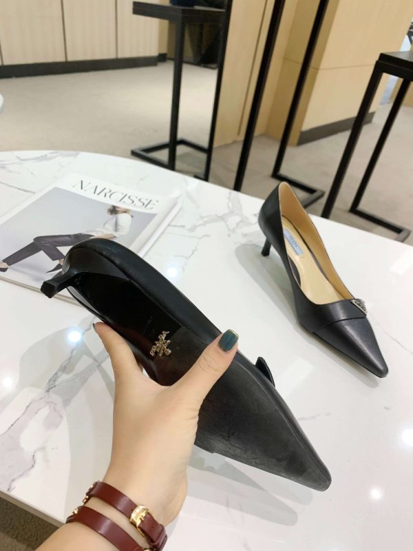 New Arrival Prada Women Shoes P019