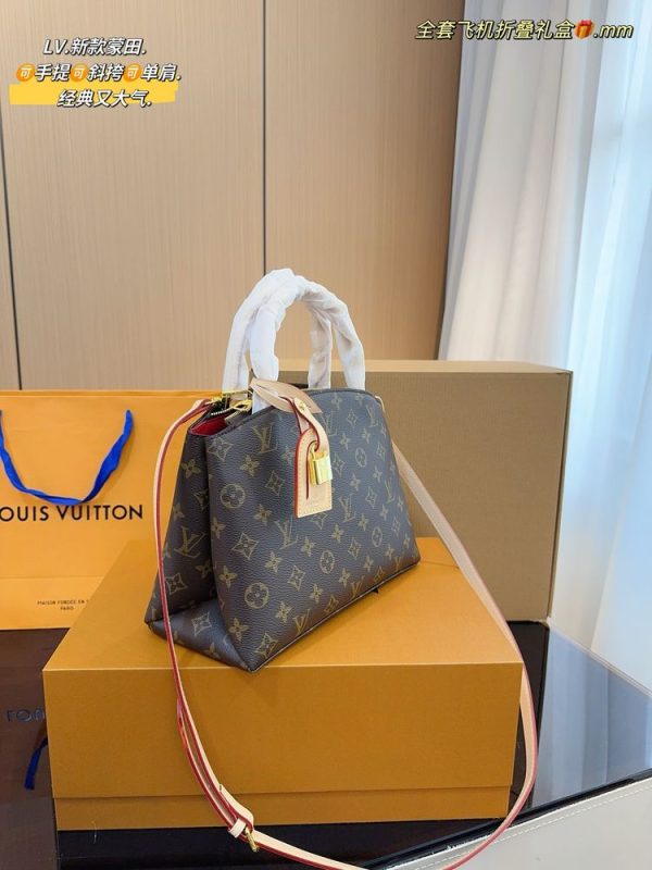 New Arrival LV Handbag L822