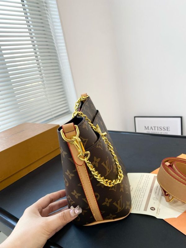 New Arrival LV Handbag L830