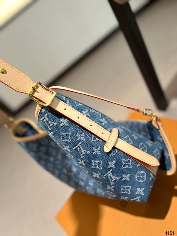 New Arrival LV Handbag L820