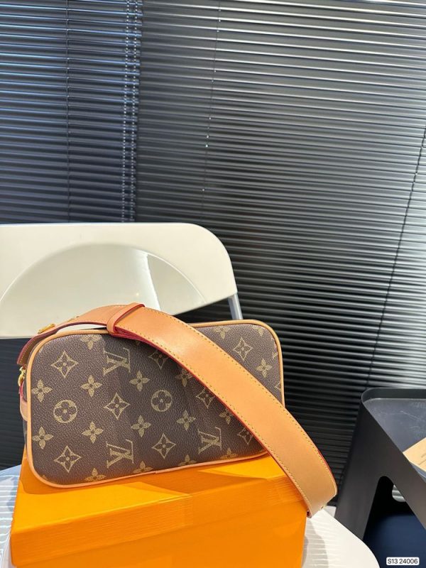 New Arrival LV Handbag L825