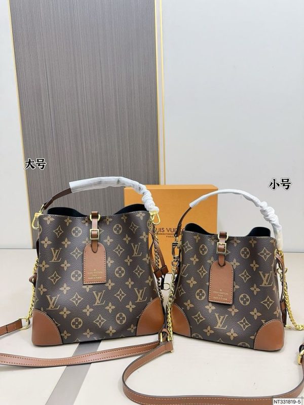 New Arrival LV Handbag L828