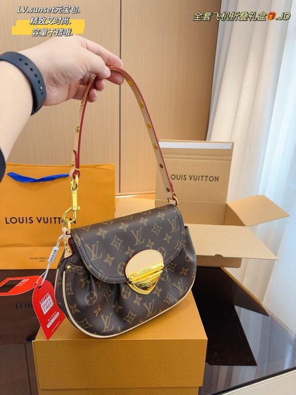 New Arrival LV Handbag L823