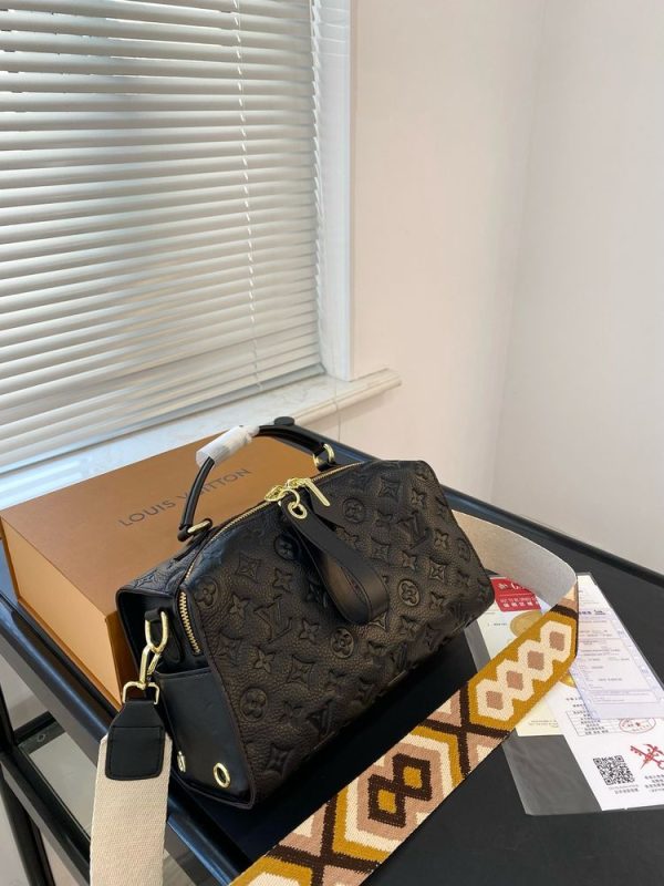 New Arrival LV Handbag L832