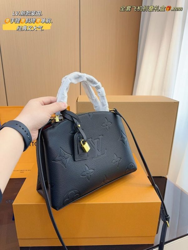 New Arrival LV Handbag L822