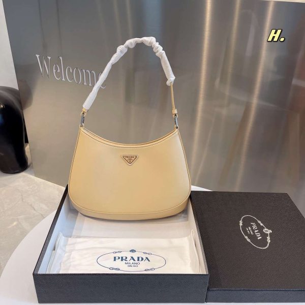 New Arrival Prada HandBag P050