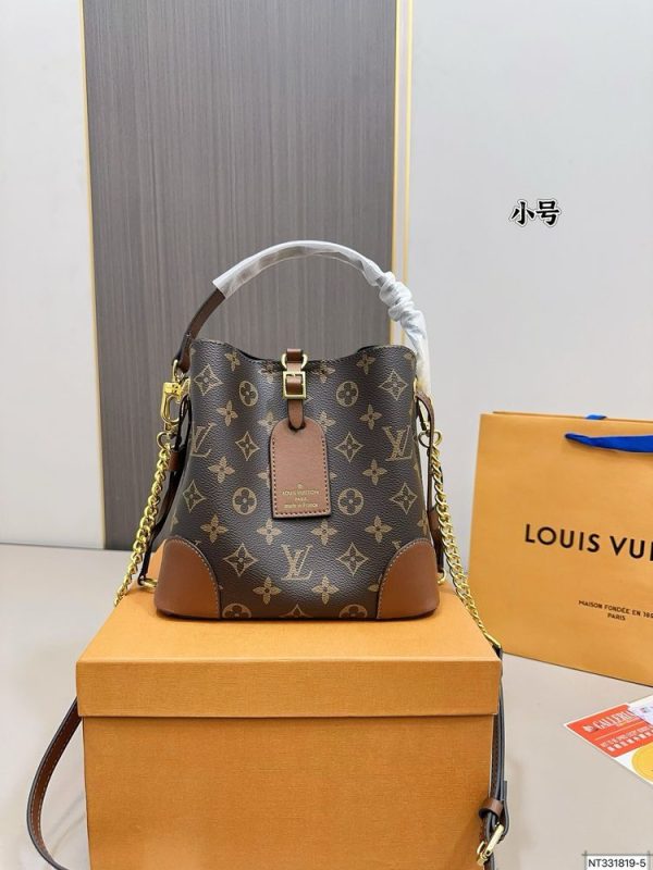 New Arrival LV Handbag L828