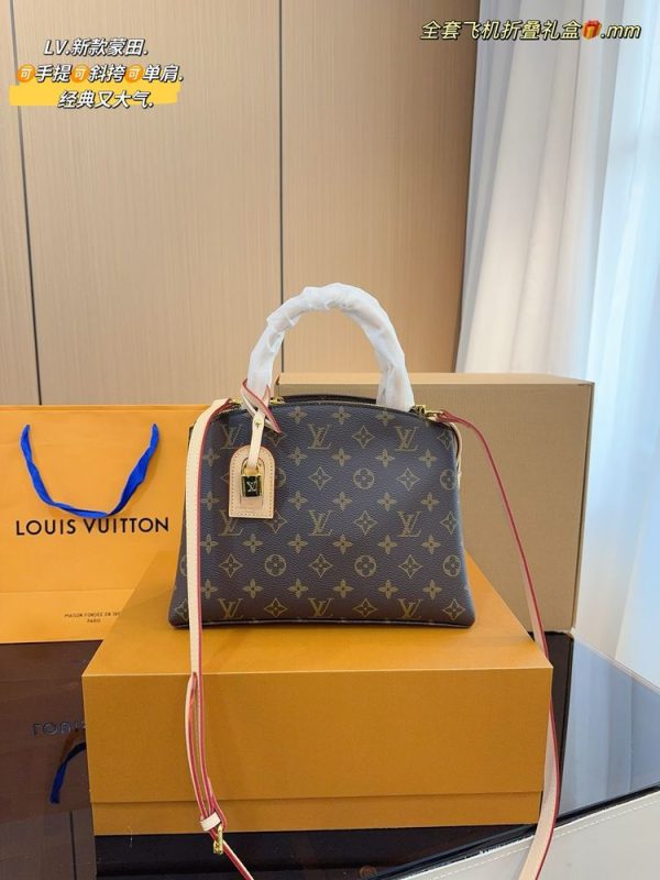 New Arrival LV Handbag L822