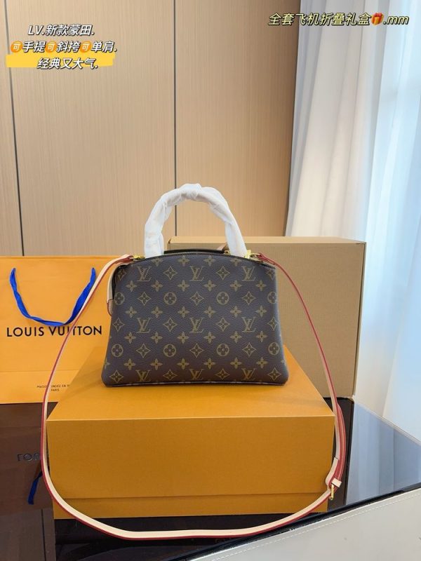 New Arrival LV Handbag L822