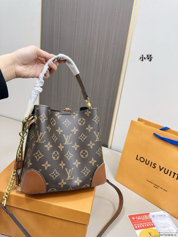 New Arrival LV Handbag L828