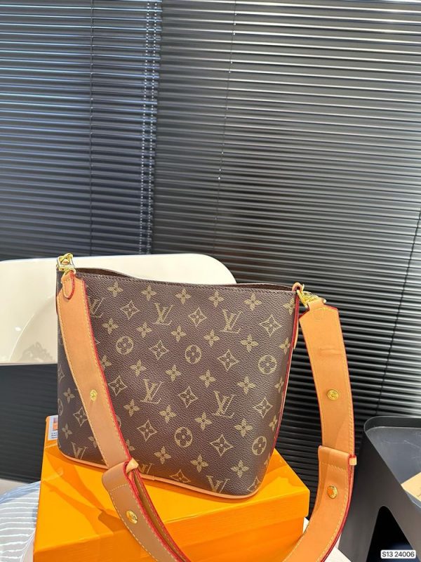 New Arrival LV Handbag L825