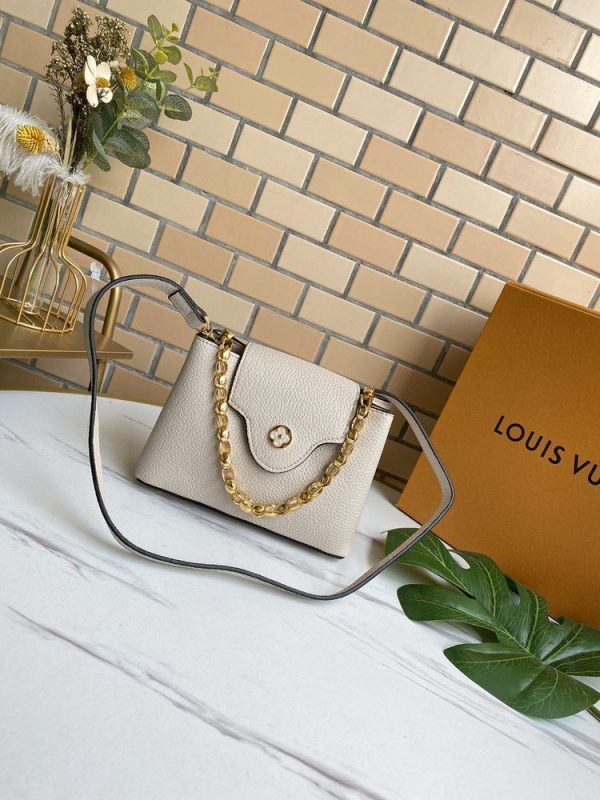 Luxury LV Handbag M42935