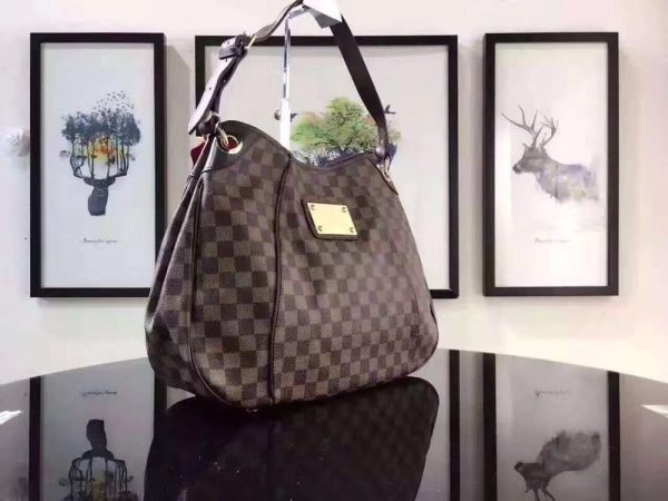 Luxury LV Handbag M56382