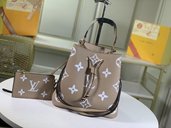 Luxury LV Handbag M56886