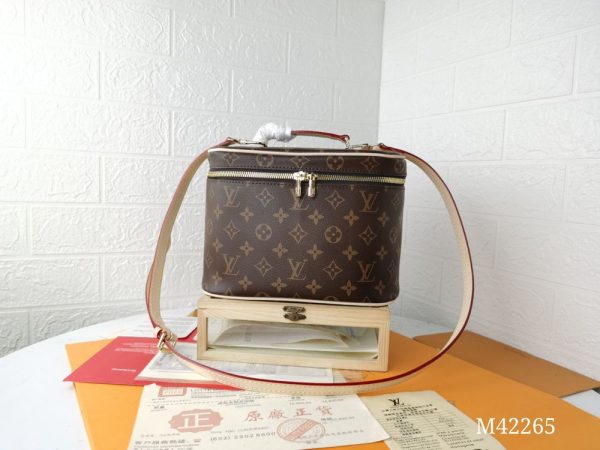 Luxury LV Handbag M42265