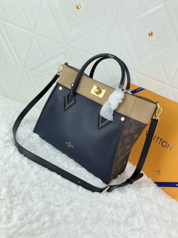 Luxury LV Handbag M53825.1