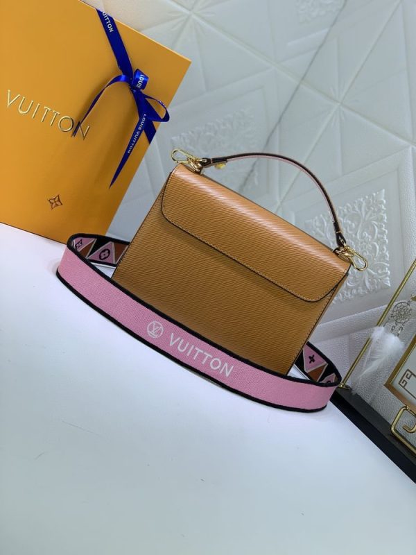 Luxury LV Handbag M50365