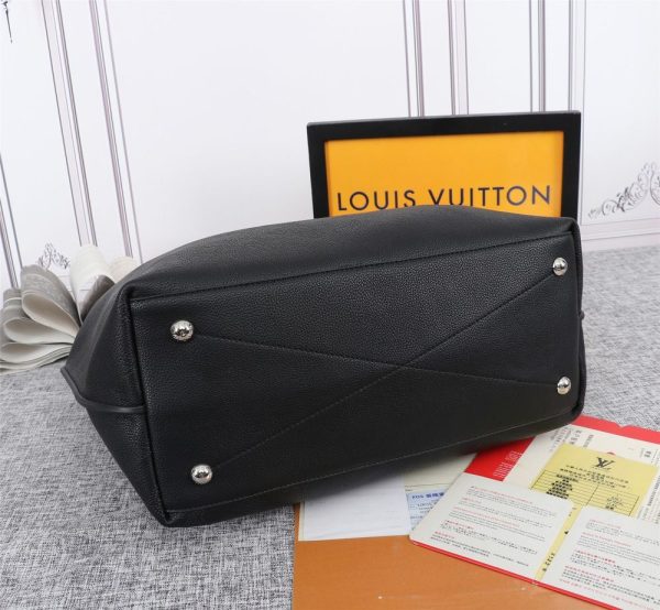 Luxury LV Handbag M53188