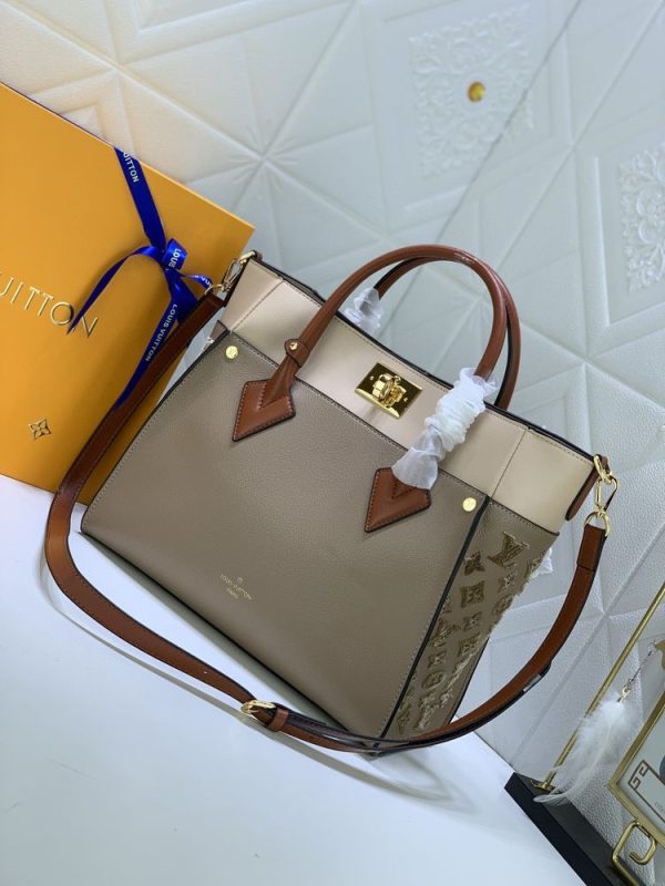 Luxury LV Handbag M53826