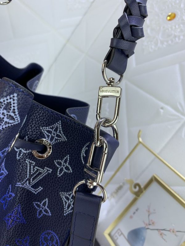 Luxury LV Handbag M55800