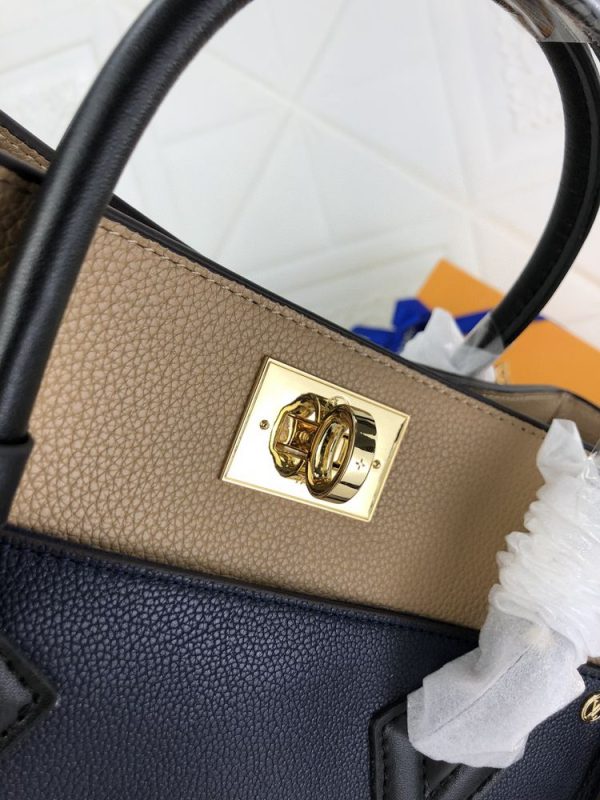 Luxury LV Handbag M53825.1