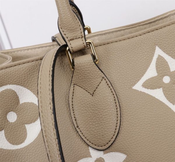 Luxury LV Handbag M45495