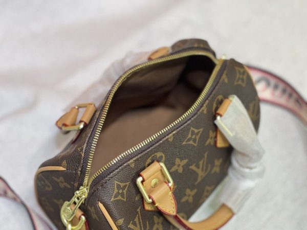 Luxury LV Handbag 61255