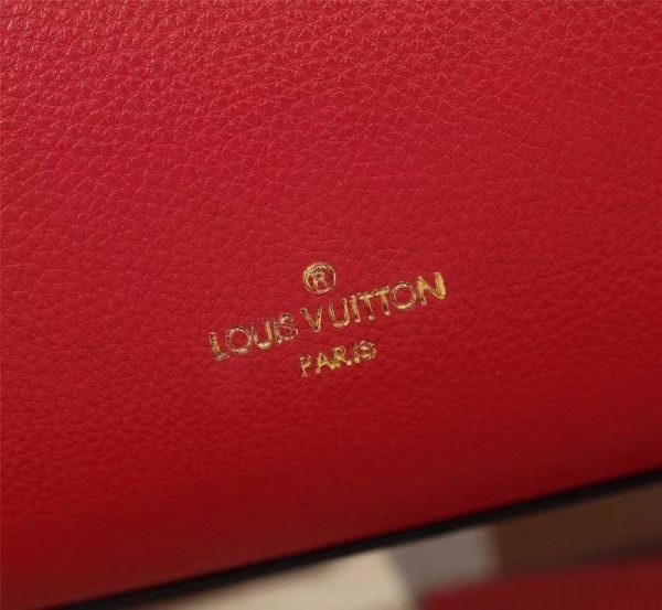 Luxury LV Handbag M40460