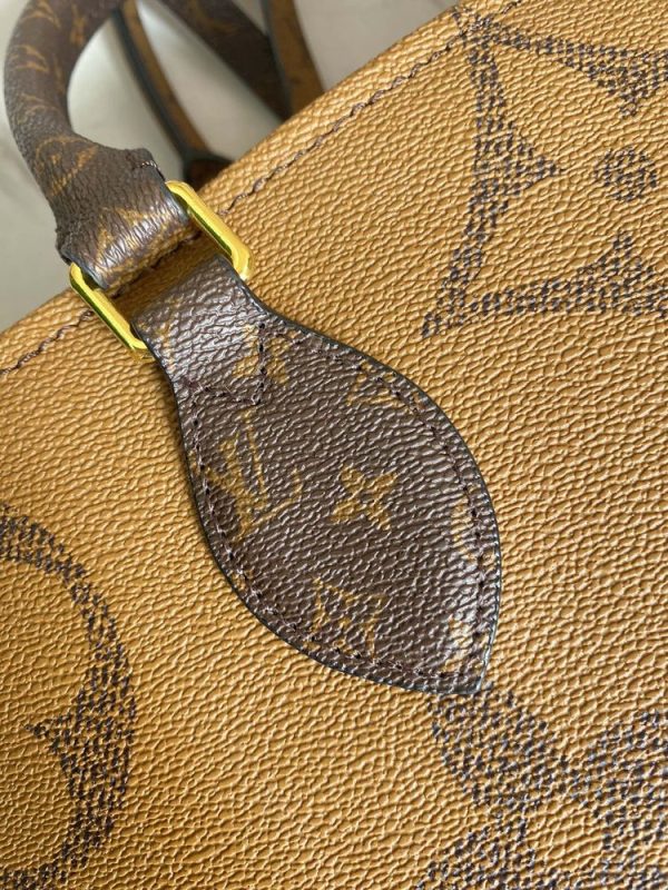 Luxury LV Handbag M44571