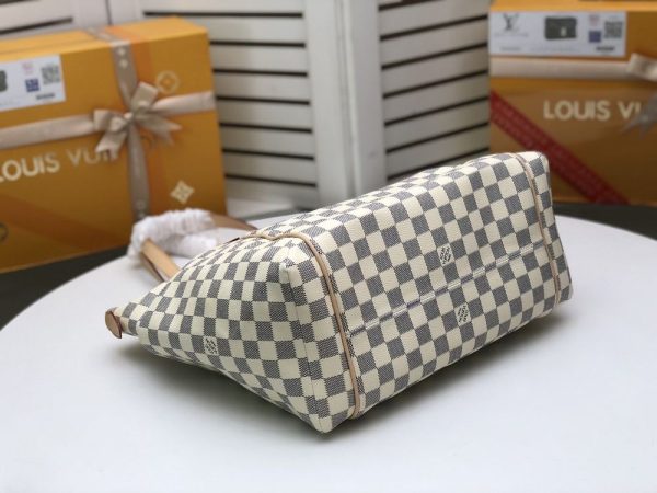 Luxury LV Handbag M56689