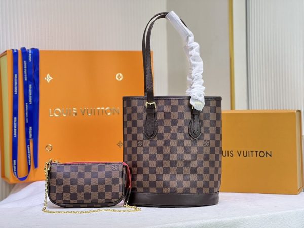 Luxury LV Handbag M42238