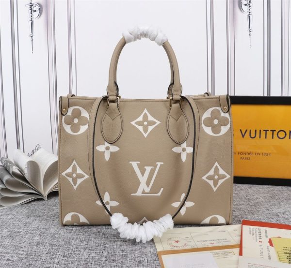 Luxury LV Handbag M45495