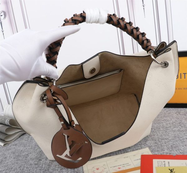 Luxury LV Handbag M53188