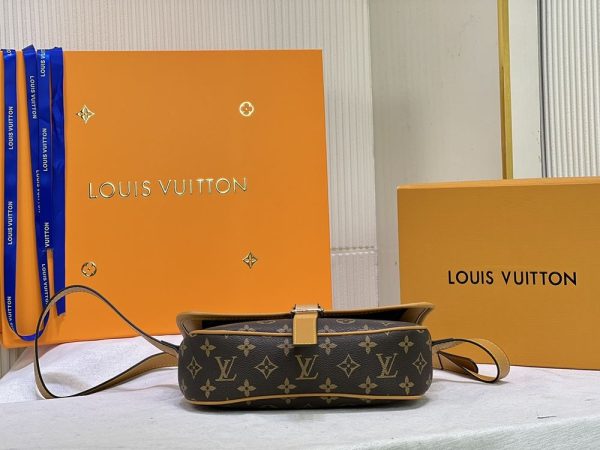 Luxury LV Handbag M40723