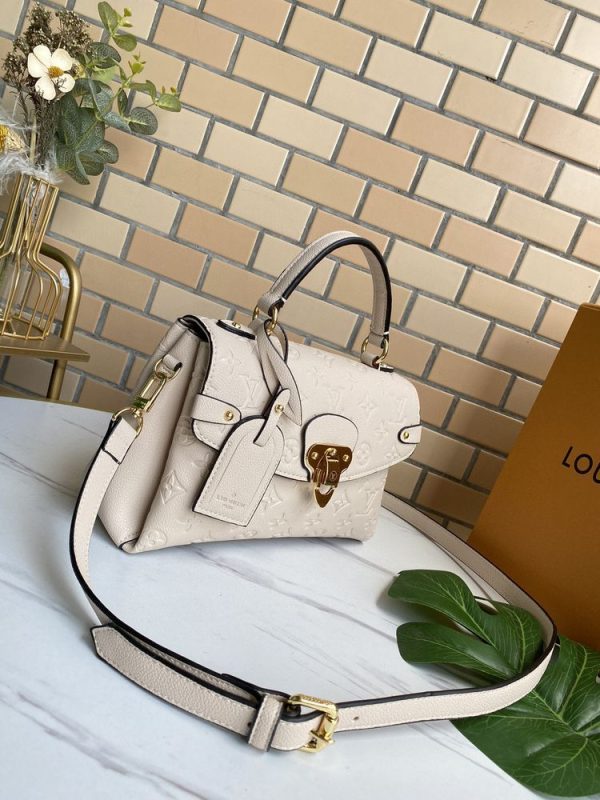 Luxury LV Handbag M53941