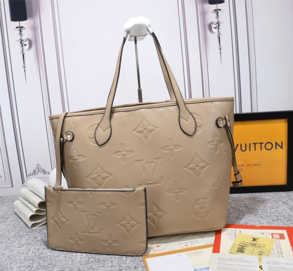 Luxury LV Handbag M45868