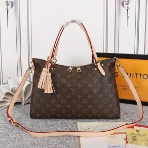 Luxury LV Handbag M40022