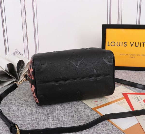 Luxury LV Handbag M58524