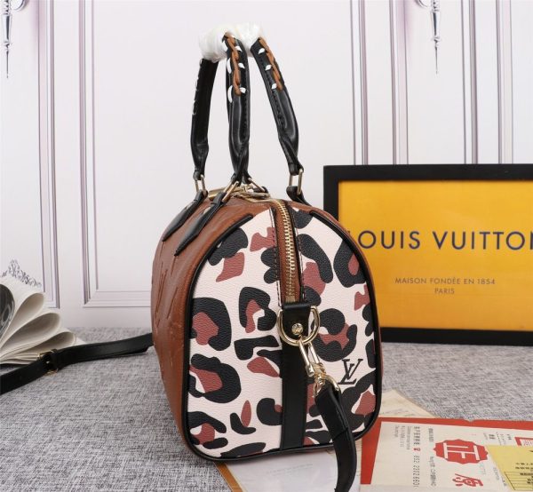 Luxury LV Handbag M58524