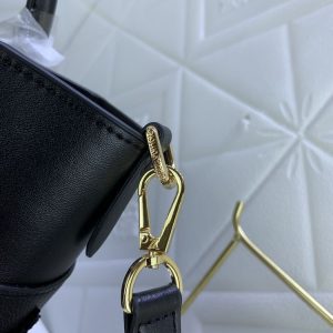 Luxury LV Handbag M53826