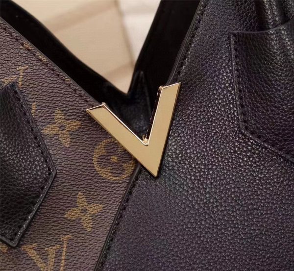 Luxury LV Handbag M40460