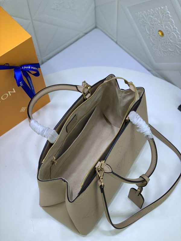 Luxury LV Handbag M45811