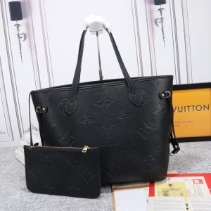 Luxury LV Handbag M45868